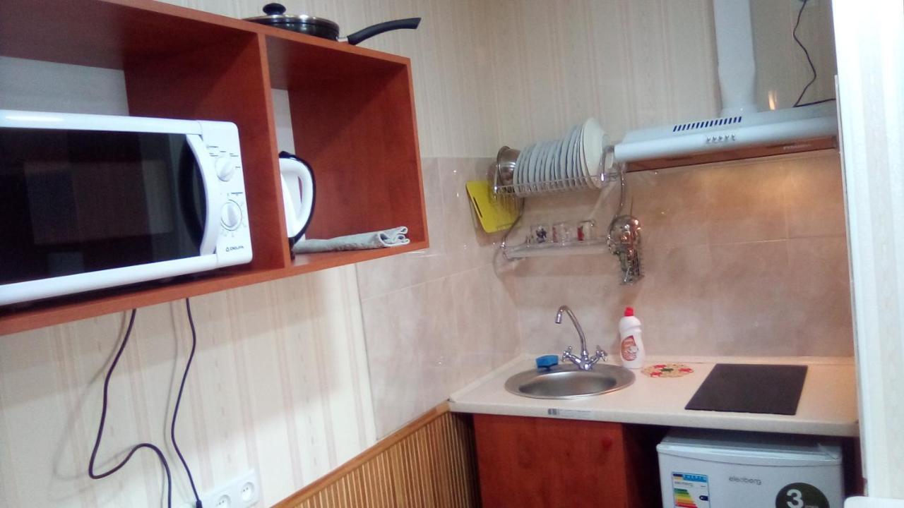 1-Я Слободская, 17А, Угол Проспекта Центрального, 3 Дивана, Wi-Fi, Отдельный Вход. Nikolayev Εξωτερικό φωτογραφία