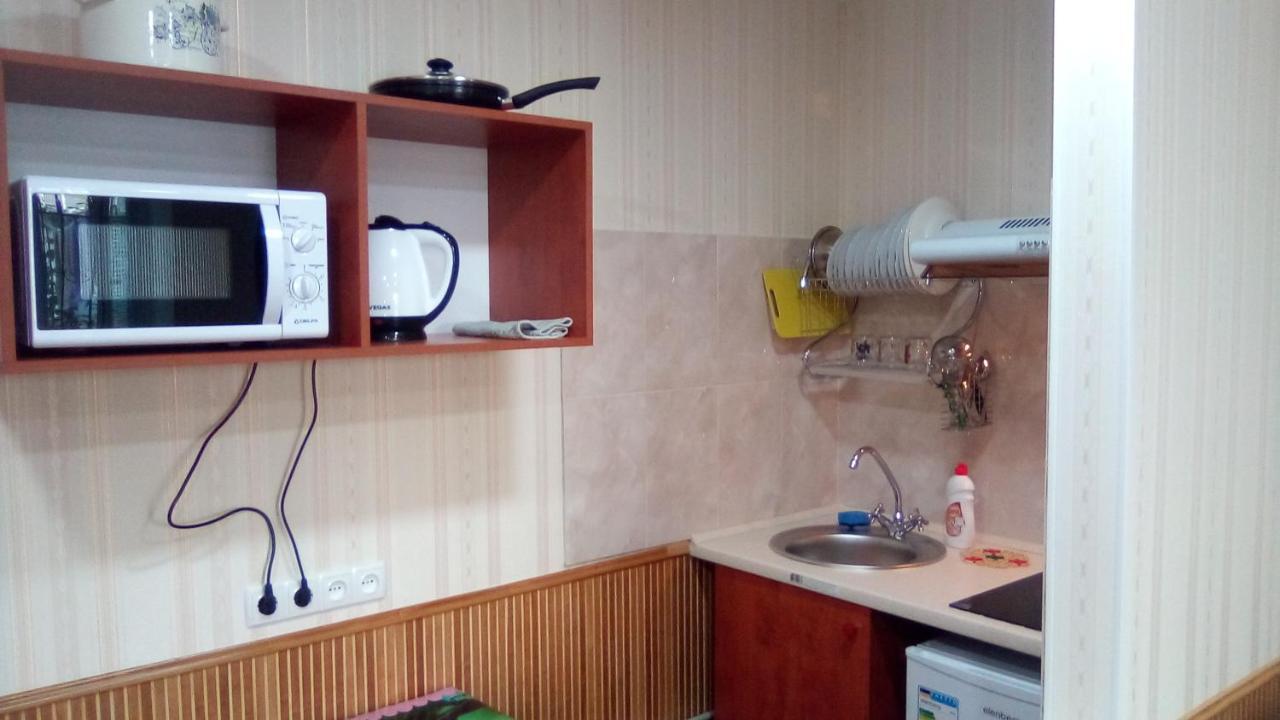 1-Я Слободская, 17А, Угол Проспекта Центрального, 3 Дивана, Wi-Fi, Отдельный Вход. Nikolayev Εξωτερικό φωτογραφία